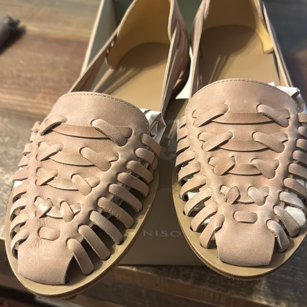 Nisolo Tan Huarache Sandals with Intricate Woven Design size 11 New